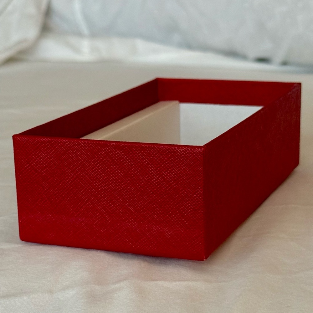 Cartier Red Box with Gold Accents - Picture 5 of 8